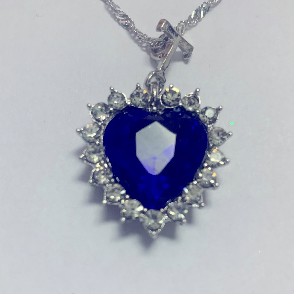 Heart of the Ocean Titanic Inspired Necklace Sapphire Color Gem Antique Inspired
